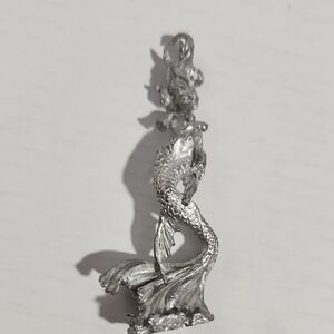 Elegant Silver Mermaid Pendant